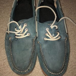 FRYE SULLY BOAT SHOES MENS! size   good condition